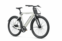 A bicicleta elétrica Raleigh One oferece até 80 km (50 milhas) de autonomia no modo econômico e cerca de 50 km (31 milhas) no modo de impulso (Fonte da imagem: Raleigh)