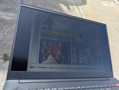 Ao ar livre, sob a luz do sol