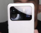 O Xiaomi Mi 11 Ultra vazou, inclui uma pequena tela de segundo plano na lombada traseira da câmera. (Imagem: Tech Buff PH)