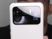 O Xiaomi Mi 11 Ultra vazou, inclui uma pequena tela de segundo plano na lombada traseira da câmera. (Imagem: Tech Buff PH)