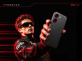 O Xiaomi Redmi Turbo 5 na cor preta.