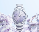 O Grand Seiko SBGW323 apresenta um mostrador com padrão Mt. Iwate roxo suave e bonito, inspirado na flor kiri (Fonte da imagem: Grand Seiko)