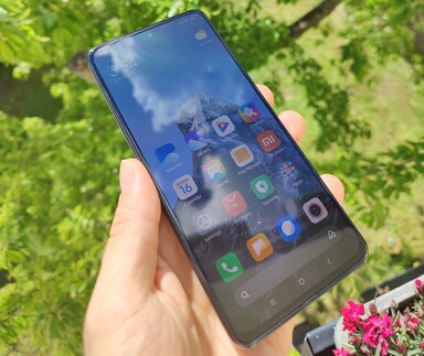 Teste o smartphone Xiaomi Redmi K40 Pro