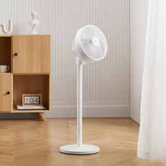 Il Mijia Smart DC Variable Frequency Standing Fan ha una portata di 16 m (~52 ft). (Fonte immagine: Xiaomi via Youpin)