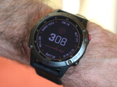 A Garmin lançou seis atualizações alfa e beta para as séries Fenix 6, Enduro, Tactix e MARQ no último mês. (Fonte da imagem: Swiss Cycles)