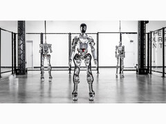 A BMW está fazendo experiências com robôs humanoides inspirados no Optimus da Tesla (Imagem: Figura)