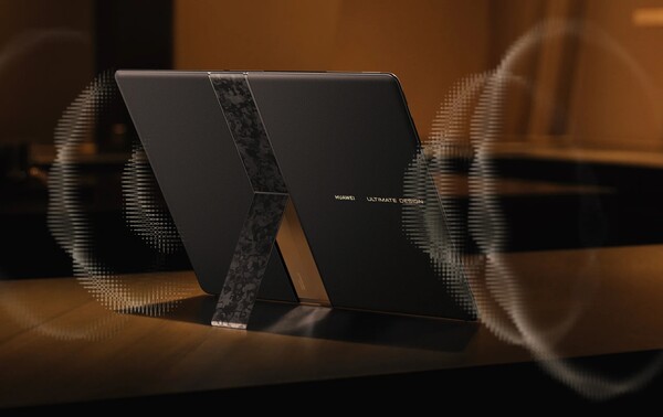 O Huawei MateBook Fold tem um suporte integrado e seis alto-falantes. (Fonte da imagem: Huawei)