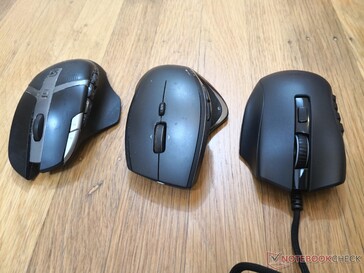 Da direita para a esquerda: Razer Naga X, Logitech Performance MX, Logitech G602