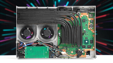 A parte interna do laptop PS5 (Fonte da imagem: PenBar)