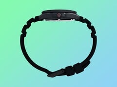 Os relógios de mergulho Deepwater Arctic 200 da Timex ganham uma repaginação em degradê realmente estilosa.