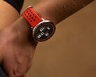 Os smartwatches da Amazfit, como o Active 2 (foto), poderão receber um novo exercício de caminhada nórdica. (Fonte da imagem: Amazfit)