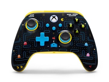 O controle sem fio PowerA para Xbox Series X|S PAC-MAN Edition.