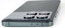 Parte superior (microfone, IR blaster)
