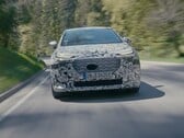 Após os esboços iniciais, o novo Audi A2 e-tron agora mostra sua verdadeira forma em uma capa de camuflagem durante os testes de direção no gelo e na neve no norte da Suécia e no túnel de vento