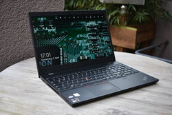 Em análise: Lenovo ThinkPad P15v Gen 3 AMD, cortesia de