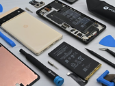 iFixit considerou o Pixel 6 Pro um "saco misto" para a reparabilidade. (Fonte da imagem: iFixit)
