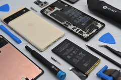 iFixit considerou o Pixel 6 Pro um &quot;saco misto&quot; para a reparabilidade. (Fonte da imagem: iFixit)