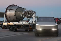 A proeza de reboque do Cybertruck foi apresentada na Base Estelar da SpaceX no Texas. (Fonte da imagem: Stargazer no YouTube)
