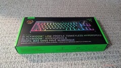 Caixa externa do BlackWidow V4 HyperSpeed TKL