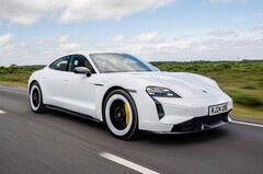 O carro esportivo Porsche Taycan EV (Fonte da imagem: Porsche)