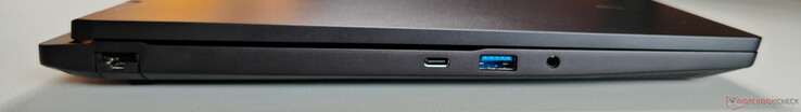 Esquerda: Gigabit Ethernet, USB-C 3.2 Gen.2 (10 GBit/s, DisplayPort 1.4a via iGPU, 100W Power Delivery), USB-A 3.2 Gen.1 (5 GBit/s), áudio de 3,5 mm