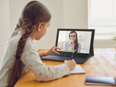 O Asus ExpertBook B3 Destacável pode agora ser adquirido em todos os principais canais de varejo online e offline (imagem via Asus)