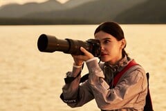 A mais recente lente zoom full-frame da Sony é leve, mas não é rápida.