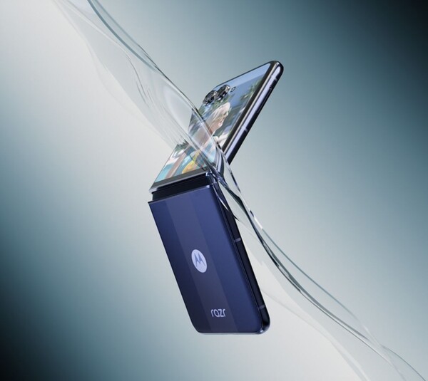 O Motorola Razr+ 2025 tem classificação IP48, assim como o Razr Ultra. (Fonte da imagem: Motorola)