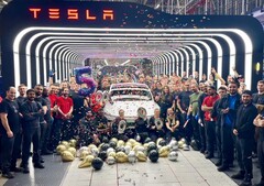 Teslas Giga Berlin, na Alemanha, comemora o 500.000º SUV Modelo Y (Fonte da imagem: Tesla)