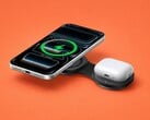 O novo carregador 2 em 1 Ugreen MagFlow dobra-se até ficar do tamanho da palma da mão.
