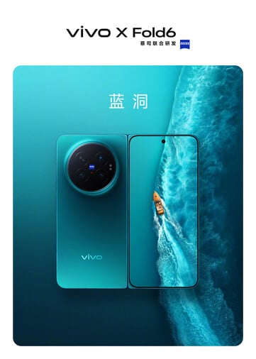 O Vivo X Fold6 na cor azul