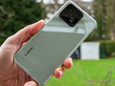O Xiaomi 13 já começou a receber compilações estáveis do Android 14 na China. (Fonte da imagem: Notebookcheck)