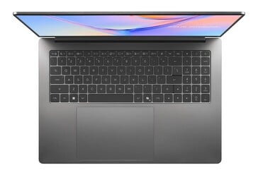Asus Vivobook S16 visto de cima com o seu teclado e touchpad