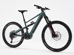 A bicicleta de montanha Decathlon Stilus E-Big tem um motor Bosch Performance Line CX de 85 Nm. (Fonte da imagem: Decathlon)