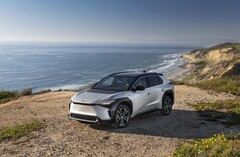 Toyota ha rivelato che il SUV 2023 bZ4X sarà disponibile nei concessionari USA questa primavera. (Fonte: Toyota)