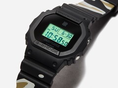 O relógio Casio G-Shock x Undefeated DWE5600UD-1 (foto) já está disponível nos EUA. (Fonte da imagem: Undefeated)