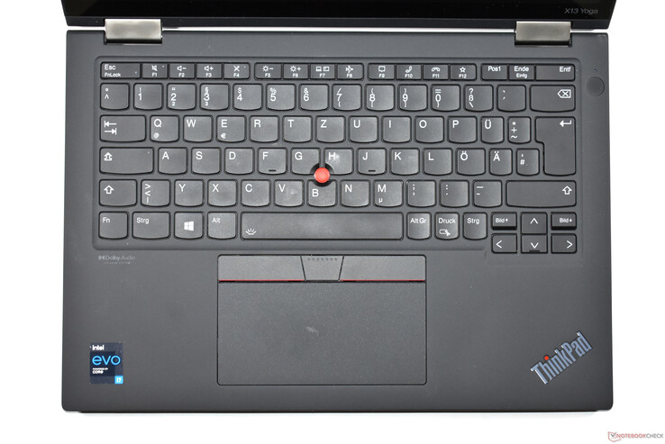 Lenovo ThinkPad X13 Yoga Gen 2: Área de teclados