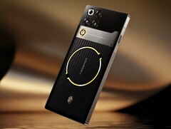 O RedMagic 11 Pro+ Golden Saga Limited Edition já está disponível na Índia (Fonte da imagem: RedMagic)