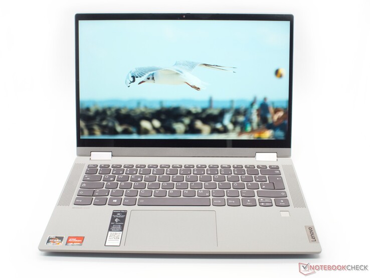 O IdeaPad Flex 5 não se diferencia muito no modo laptop.