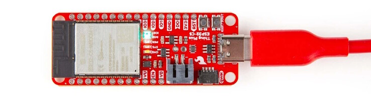 O senhor dispõe de um LED RGB para endereçamento