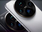 Um vazador comprovado relatou um dispositivo de teste do Xiaomi 15 Ultra com mudanças interessantes na câmera Leica. (Fonte da imagem: SK, Youtube)