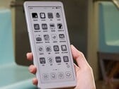 o iFlytek Fika é um leitor eletrônico alimentado por Android que se parece com um smartphone.
