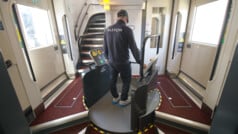 Elevador para cadeira de rodas no TGV M