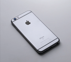 O iPhone SE e o iPhone 6s originais não serão elegíveis para o iOS 15. (Fonte de imagem: Shiwa ID)