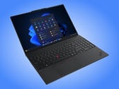 O ThinkPad E16 Gen 3 mantém muitos recursos essenciais amados pelos fãs do ThinkPad, como o TrackPoint e os botões dedicados do mouse.
