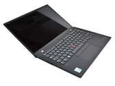 O X1 Carbon Gen 9 chegou: O carro-chefe da Lenovo ThinkPad com novo design está em revisão
