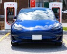 Os custos totais dos VEs podem ser mais altos do que o abastecimento de carros a gasolina (imagem: Tesla)