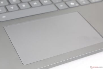 O clickpad tem vibração tátil quando pressionado, ao contrário da maioria dos outros laptops