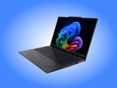 O ThinkPad X13 Gen 7 está disponível em uma única opção de cor, com uma tampa inferior de alumínio estampado.