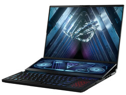 O ROG Zephyrus Duo 16 GX650RX, fornecido pela Asus Alemanha